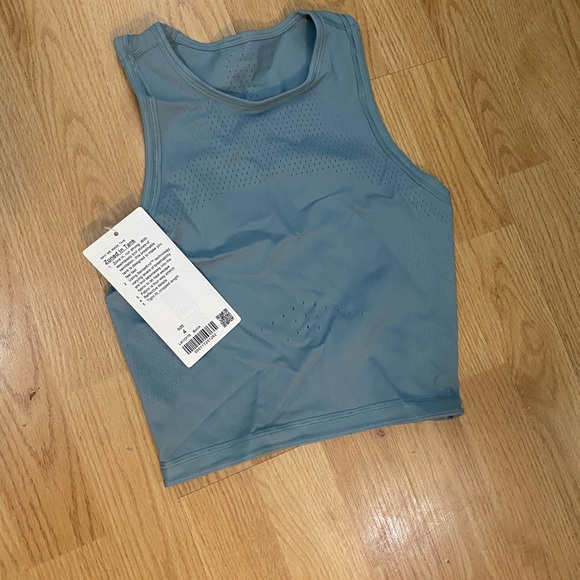 Lululemon Zoned In Tank size 4 - Picture 2 of 5